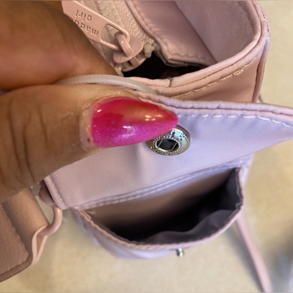 MADDEN GIRL Mauve Mini Tote w/Adjustable Guitar Strap, NWT - Picture 10 of 15